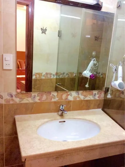 Serviced Apartment next to the Hanoi Opera House Căn hộ đầy đủ tiện nghi có thang máy ngay gần Nhà Hát Lớn – Fotos 3